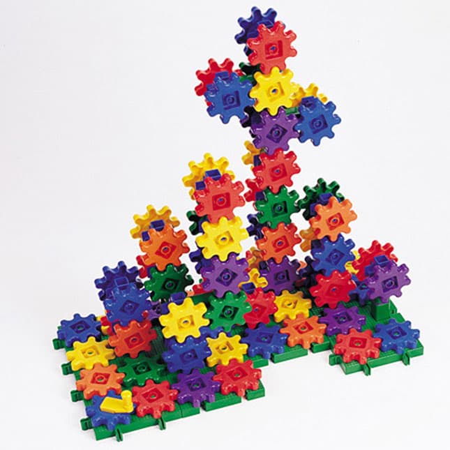 Gears! Gears! Gears! Super Set encourages Solitary Play Benefits for your Child.